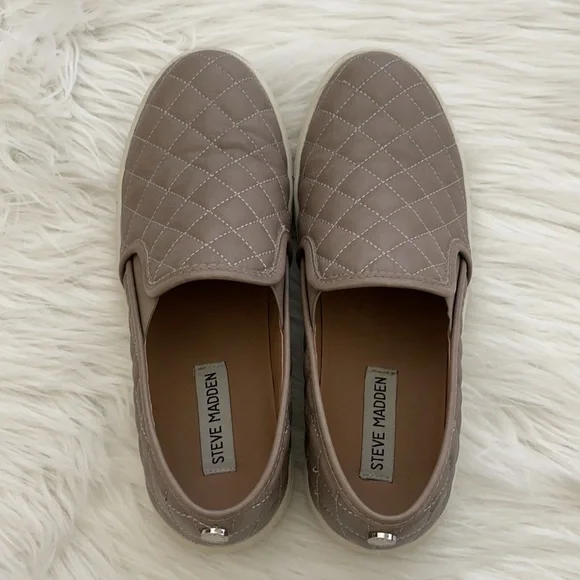 Steve Madden flats size 8 color grey - Picture 3 of 6
